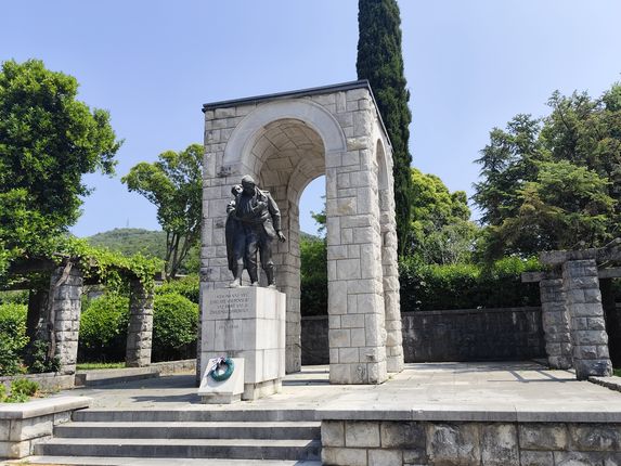 . Monument to the fallen fighters and victims of the National Liberation War, unveiled in 1954, designed by architect Vinko Glanz and sculptor Boris Kalin. 
