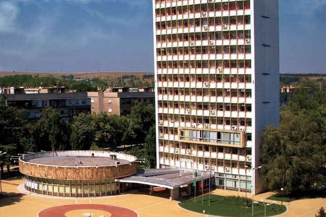 . City Hall, designed in 1965 by architects Ivan Tatarov, Maria Mileva and Doncho Vladishki. &copy;Municipality of Dimitrovgrad