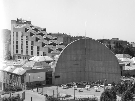 . Hotel, recreational and entertainment complex Argonavti with a 15-metre sundial in the foreground (demolished in 1999), late 1970s. &copy;Photo Pavšič from the collection of Goriški muzej Kromberk - Nova Gorica.