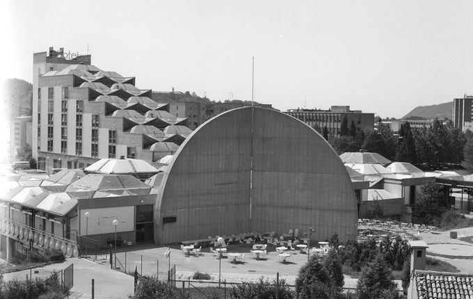 . Hotel, recreational and entertainment complex Argonavti with a 15-metre sundial in the foreground (demolished in 1999), late 1970s. &copy;Photo Pavšič from the collection of Goriški muzej Kromberk - Nova Gorica.