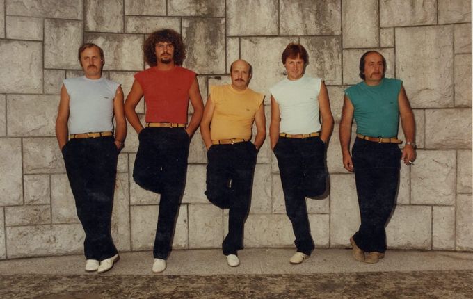 Skupina Lapos. Vir fotografije: Žarko Stanič, Lapos.  