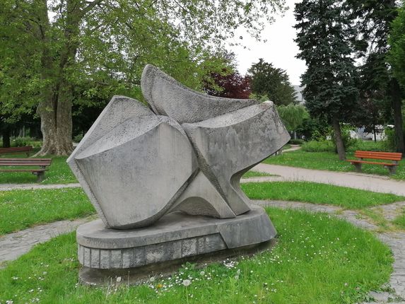 Spomenik diverzantom.  &copy;Foto: Blaž Kosovel