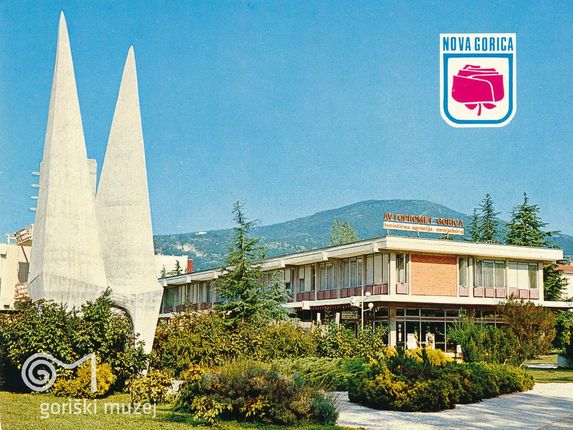 . Postcard of the centre of Nova Gorica in the late 1960s featuring the Ikarus monument. &copy;held by the Goriški muzej Kromberk – Nova Gorica