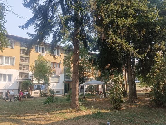 . Ilijaš residents use the green spaces daily for socialising and relaxing.  &copy;Photo: Elsa Turkušić Jurić